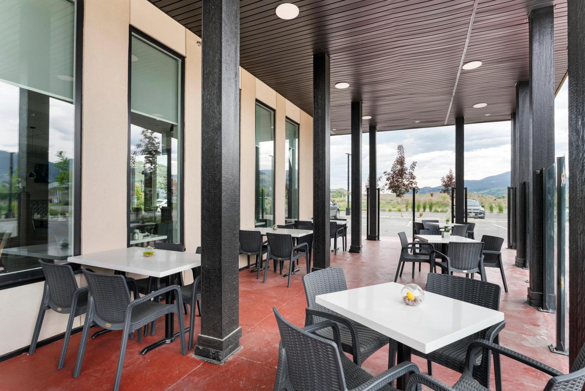Best Western Premier Route 97 Vernon Eksteriør billede