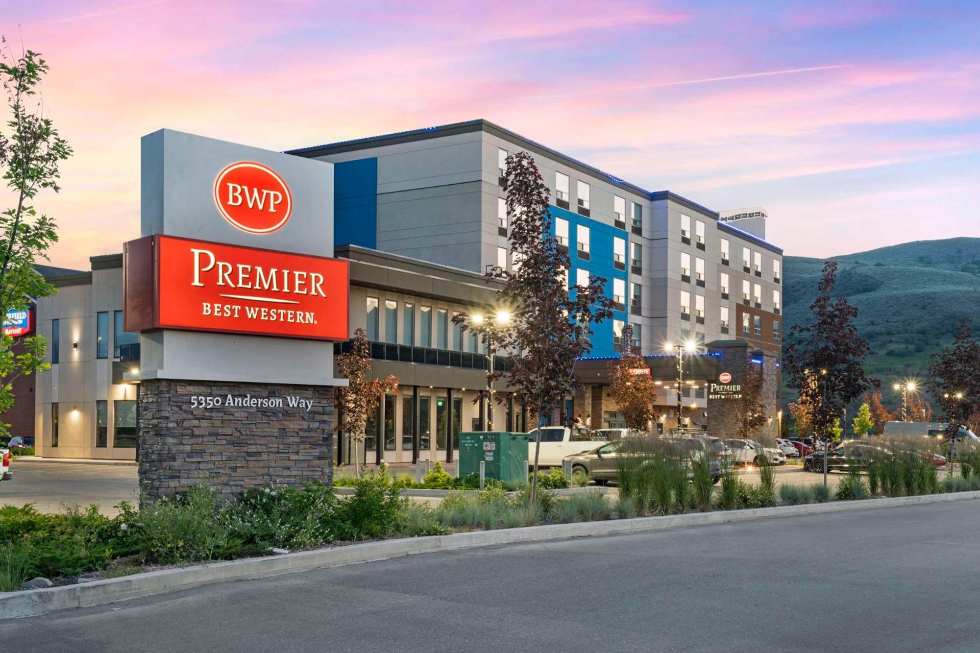 Best Western Premier Route 97 Vernon Eksteriør billede